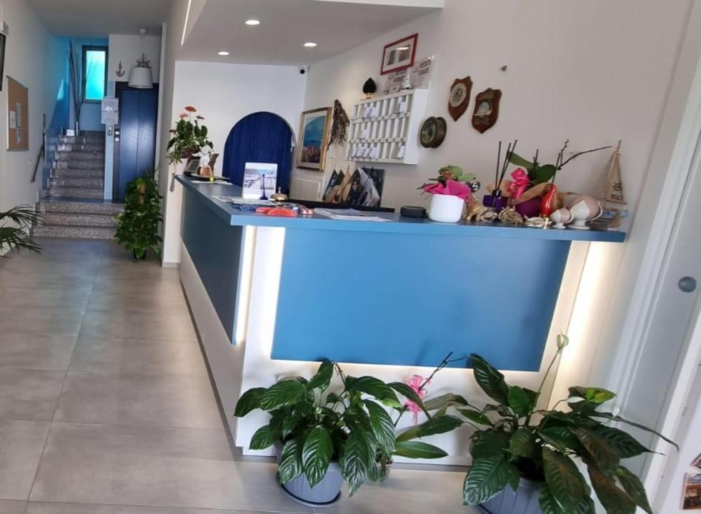 Hotel Ristorante Mareblu アマンテーア エクステリア 写真
